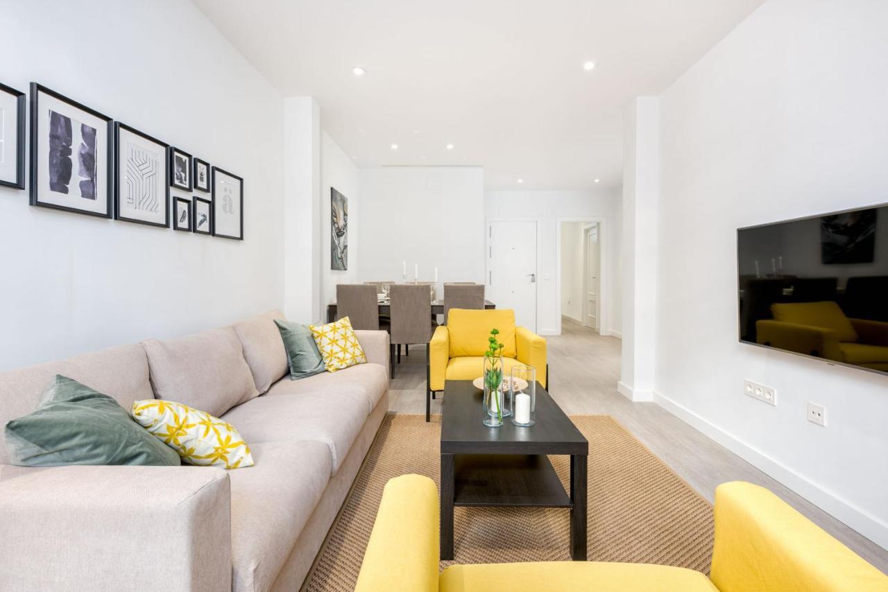 Merced Suites In Malaga By Solaga Holiday Homes ภายนอก รูปภาพ