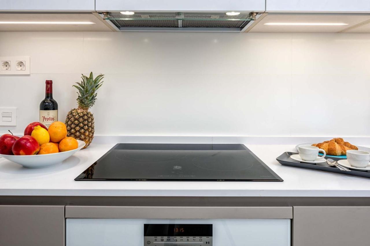 Merced Suites In Malaga By Solaga Holiday Homes ภายนอก รูปภาพ