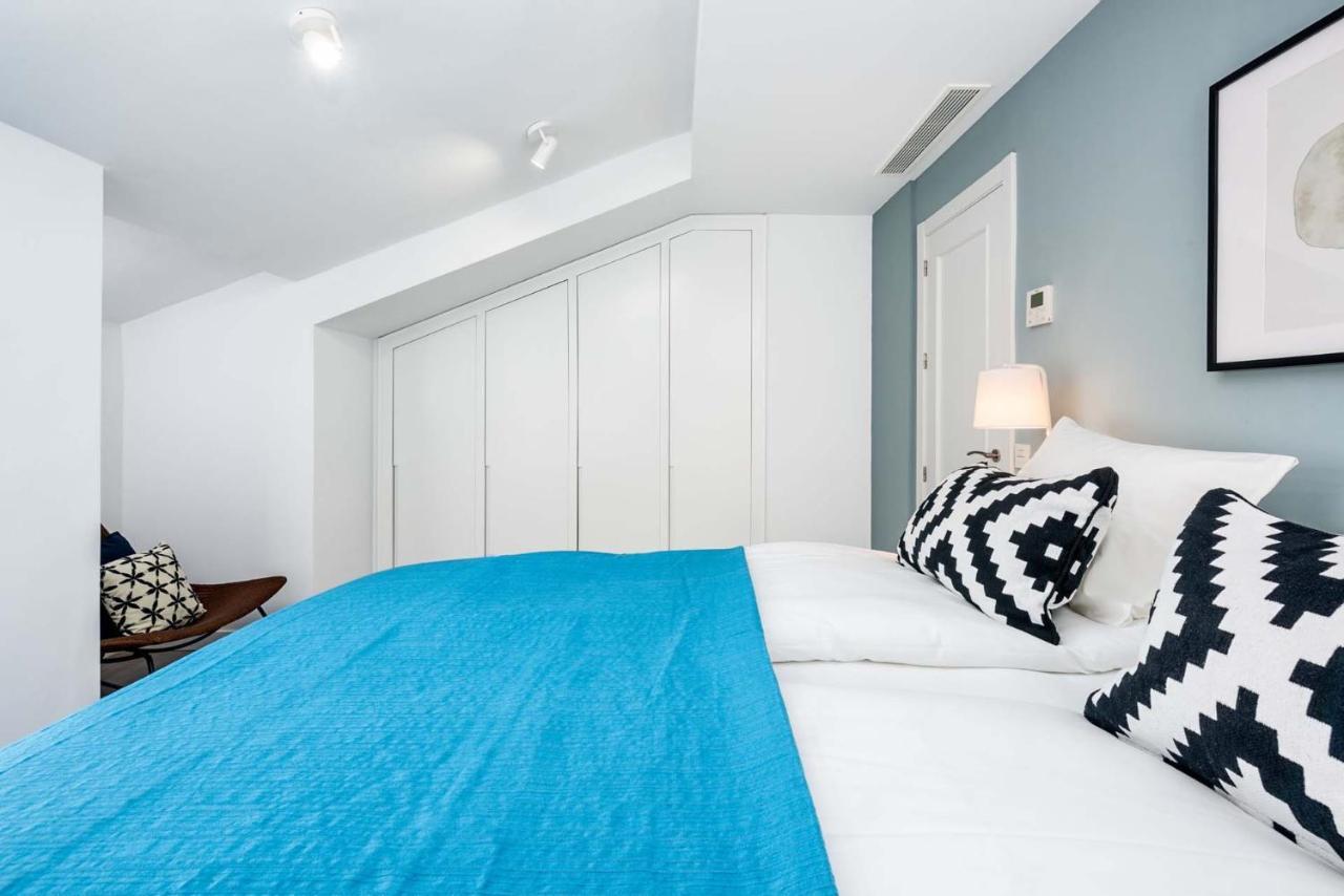 Merced Suites In Malaga By Solaga Holiday Homes ภายนอก รูปภาพ