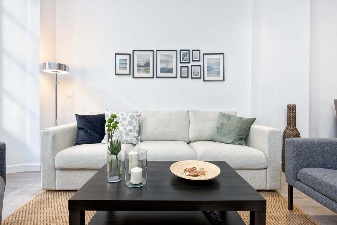 Merced Suites In Malaga By Solaga Holiday Homes ภายนอก รูปภาพ