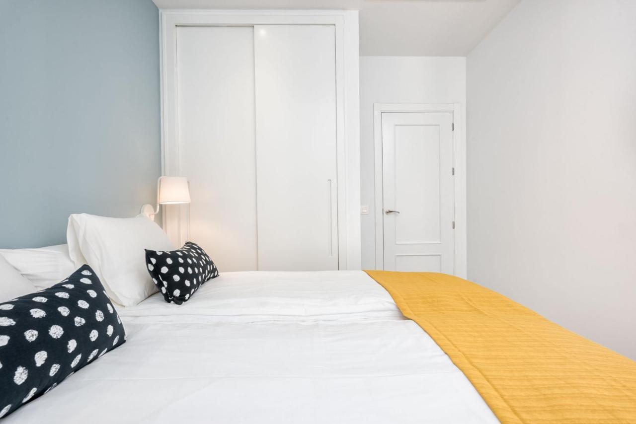 Merced Suites In Malaga By Solaga Holiday Homes ภายนอก รูปภาพ