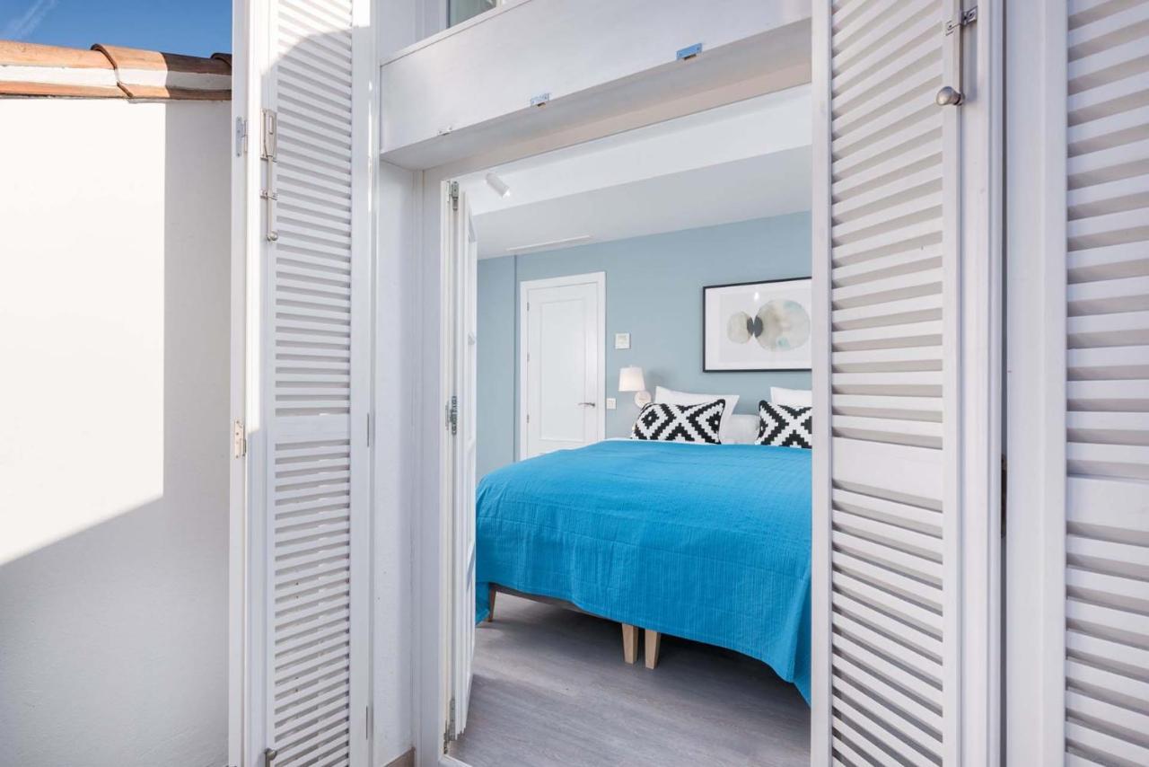 Merced Suites In Malaga By Solaga Holiday Homes ภายนอก รูปภาพ