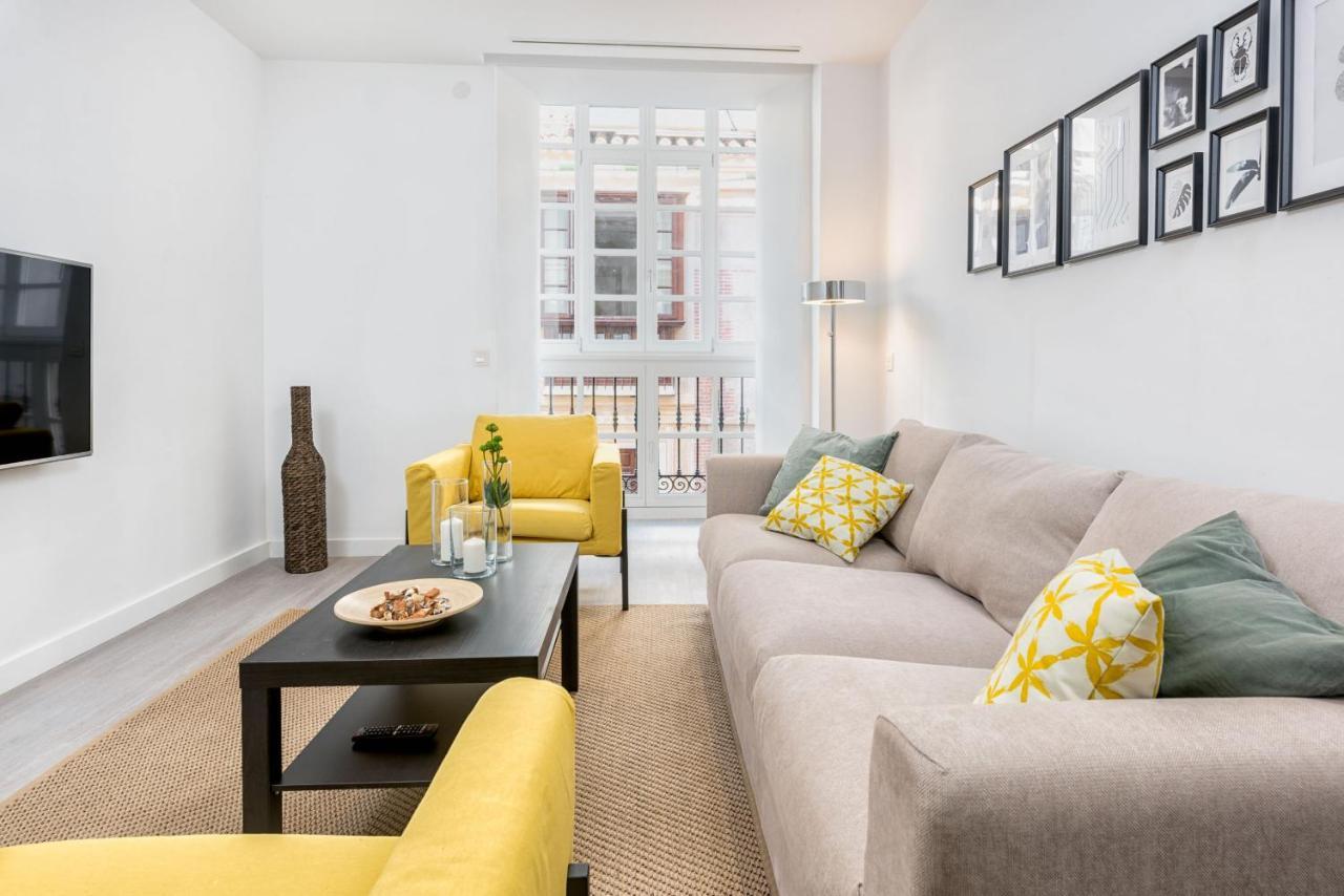 Merced Suites In Malaga By Solaga Holiday Homes ภายนอก รูปภาพ