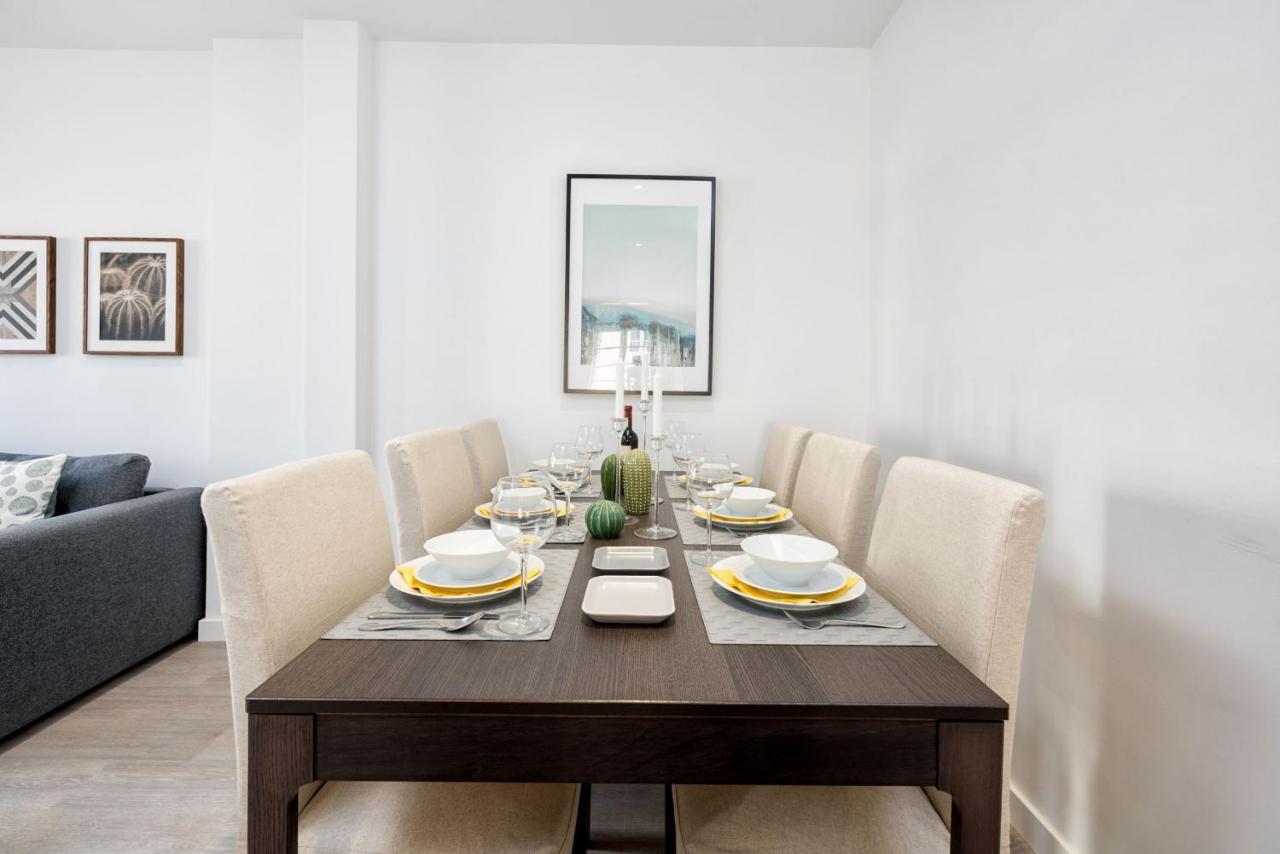 Merced Suites In Malaga By Solaga Holiday Homes ภายนอก รูปภาพ