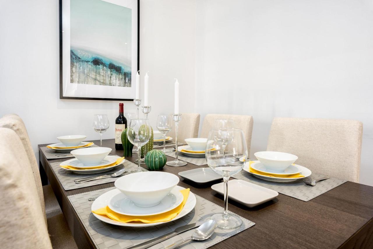 Merced Suites In Malaga By Solaga Holiday Homes ภายนอก รูปภาพ