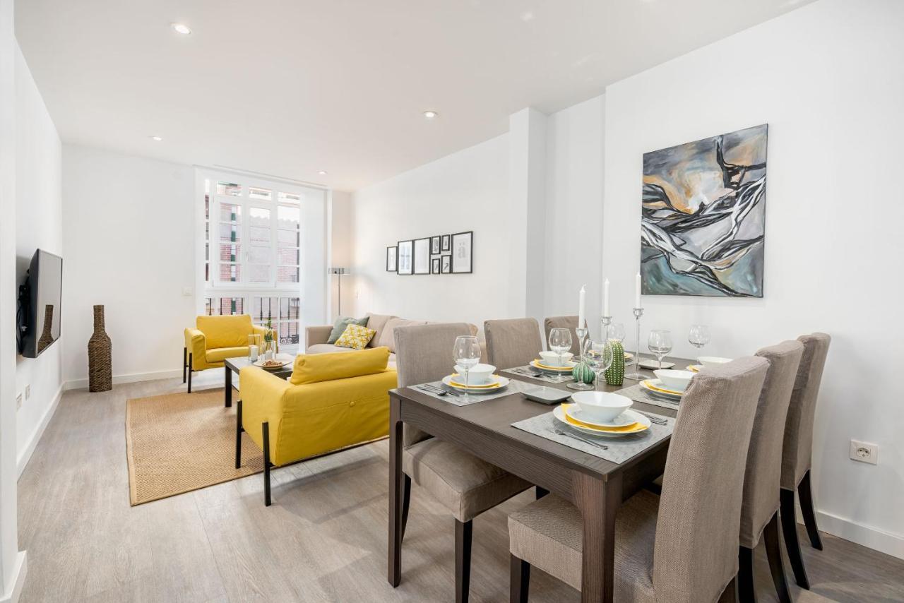 Merced Suites In Malaga By Solaga Holiday Homes ภายนอก รูปภาพ