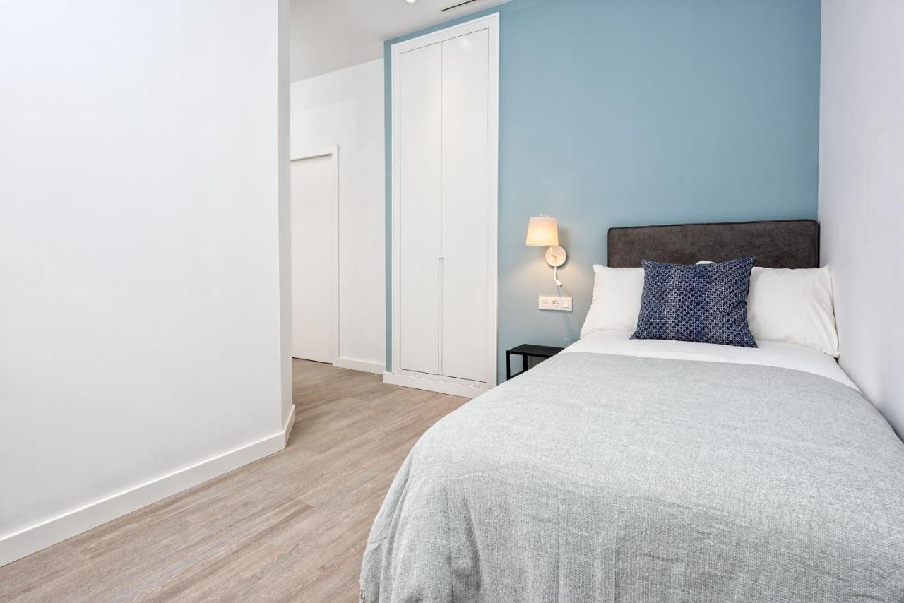 Merced Suites In Malaga By Solaga Holiday Homes ภายนอก รูปภาพ