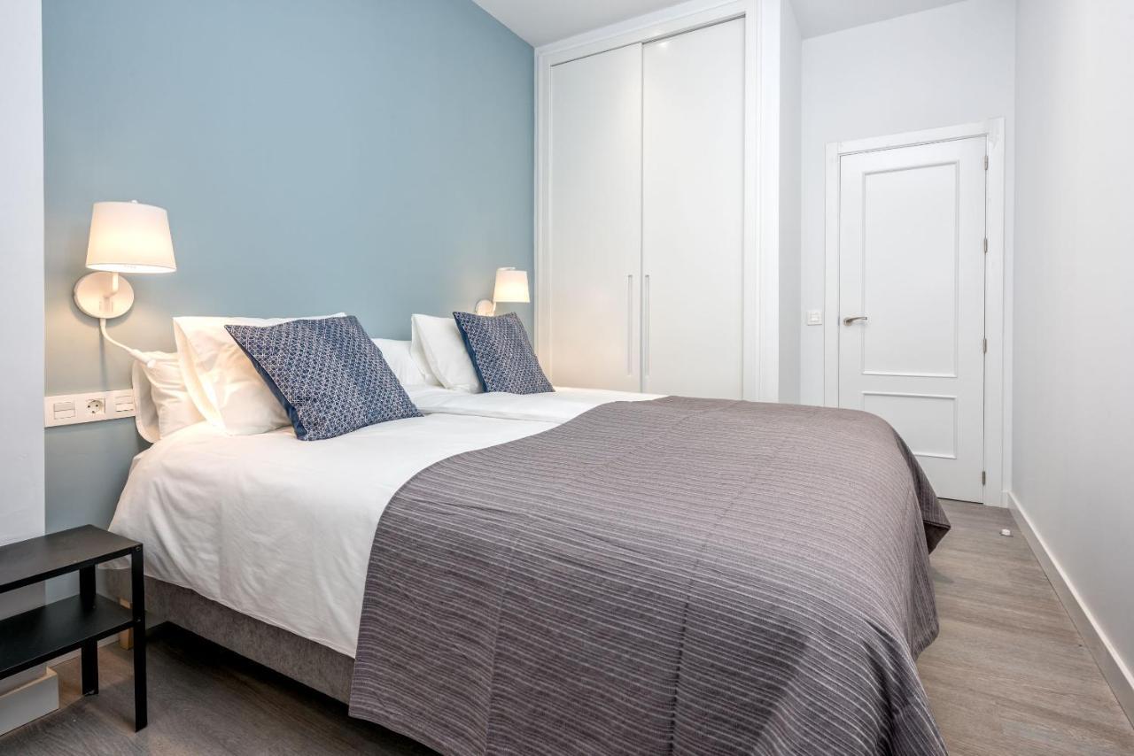 Merced Suites In Malaga By Solaga Holiday Homes ภายนอก รูปภาพ