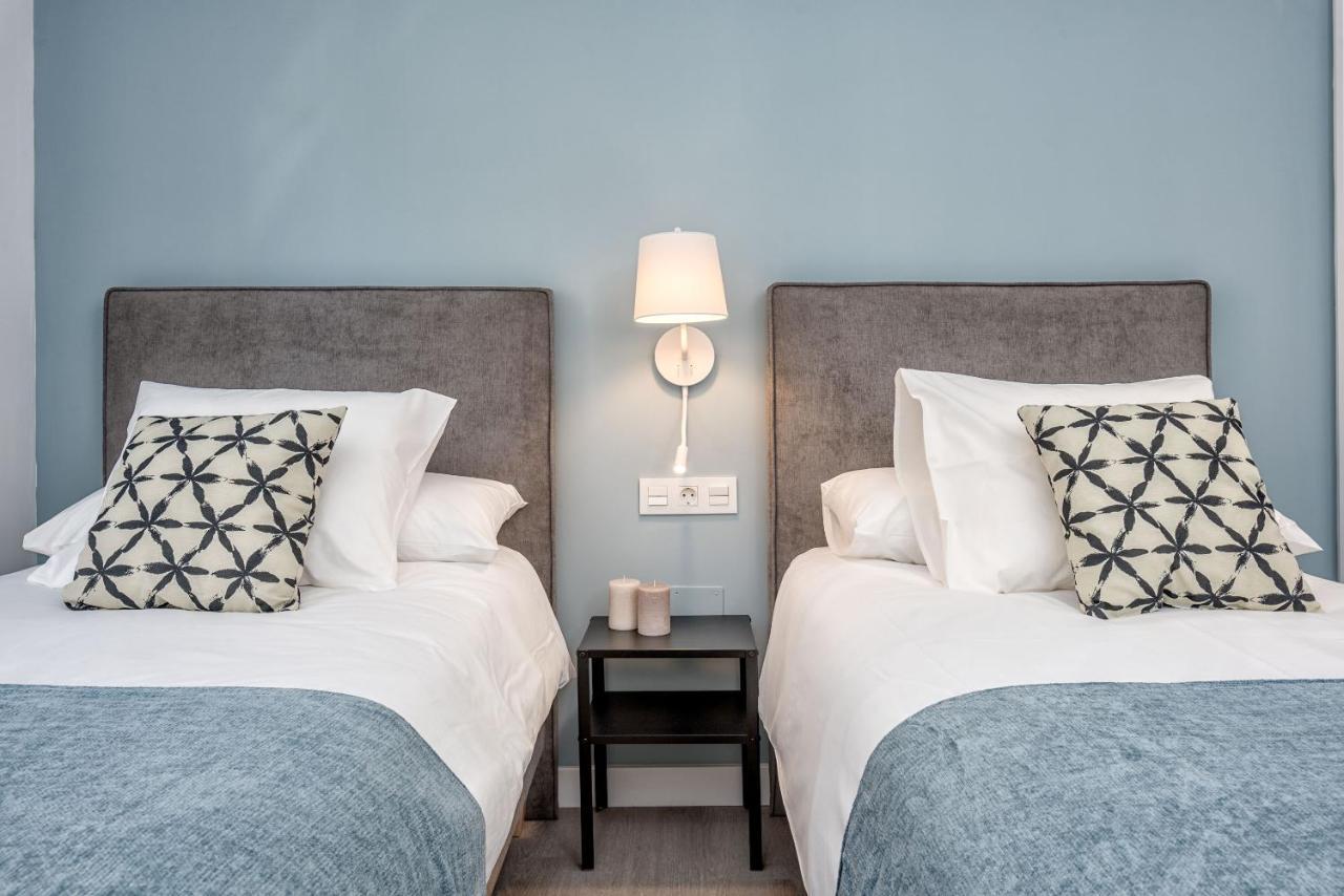 Merced Suites In Malaga By Solaga Holiday Homes ภายนอก รูปภาพ
