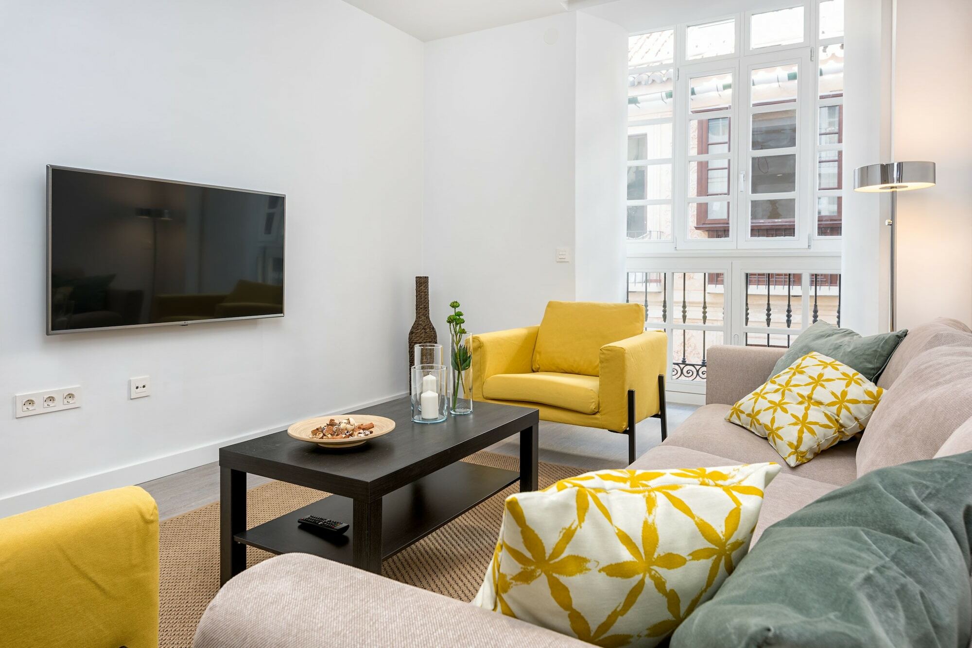 Merced Suites In Malaga By Solaga Holiday Homes ภายนอก รูปภาพ
